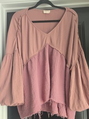Two-Tone Rose and Mauve V-Neck Peasant Tunic - Women's. Fall Top